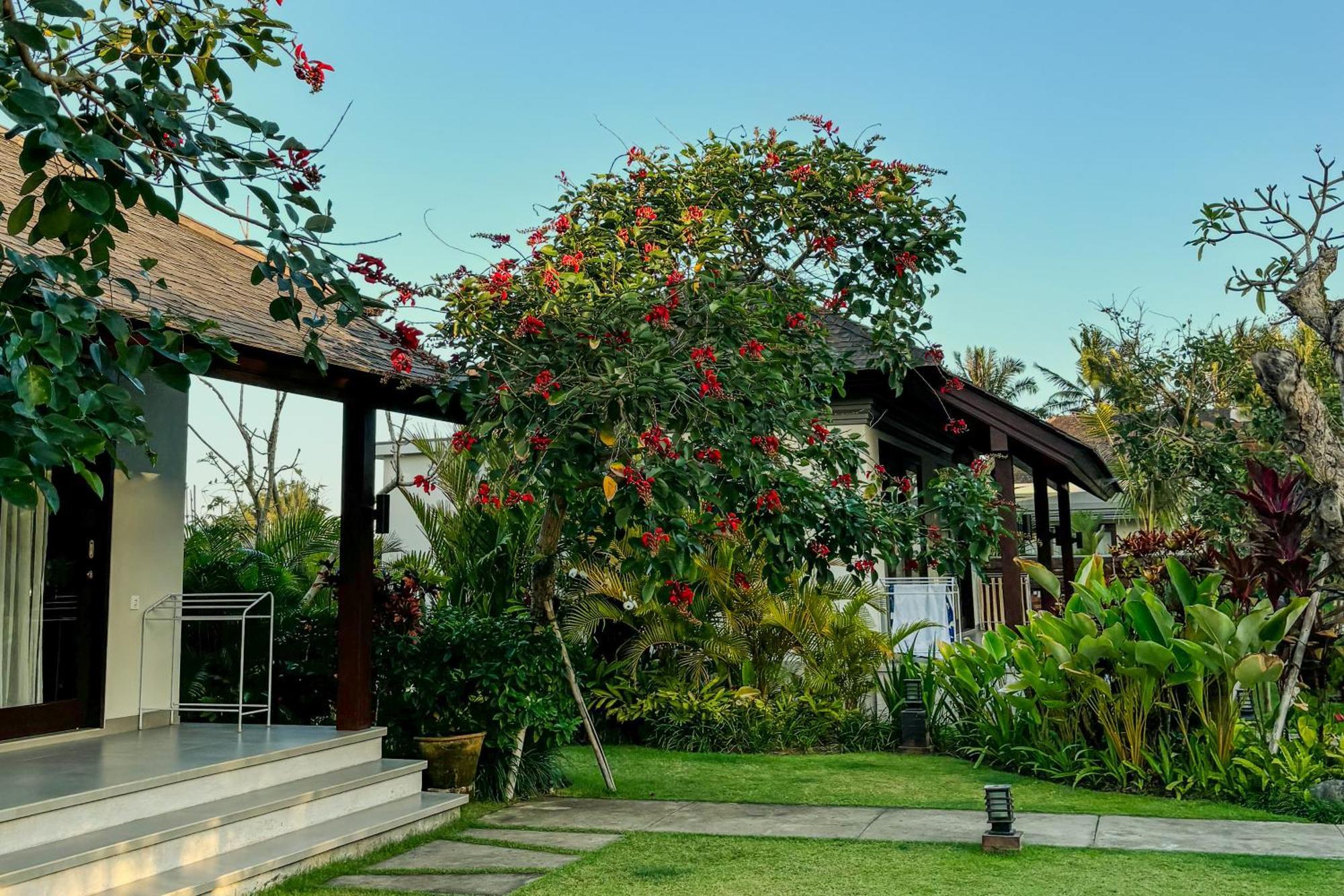 K Ko Surf Village At Keramas Lebih Kültér fotó